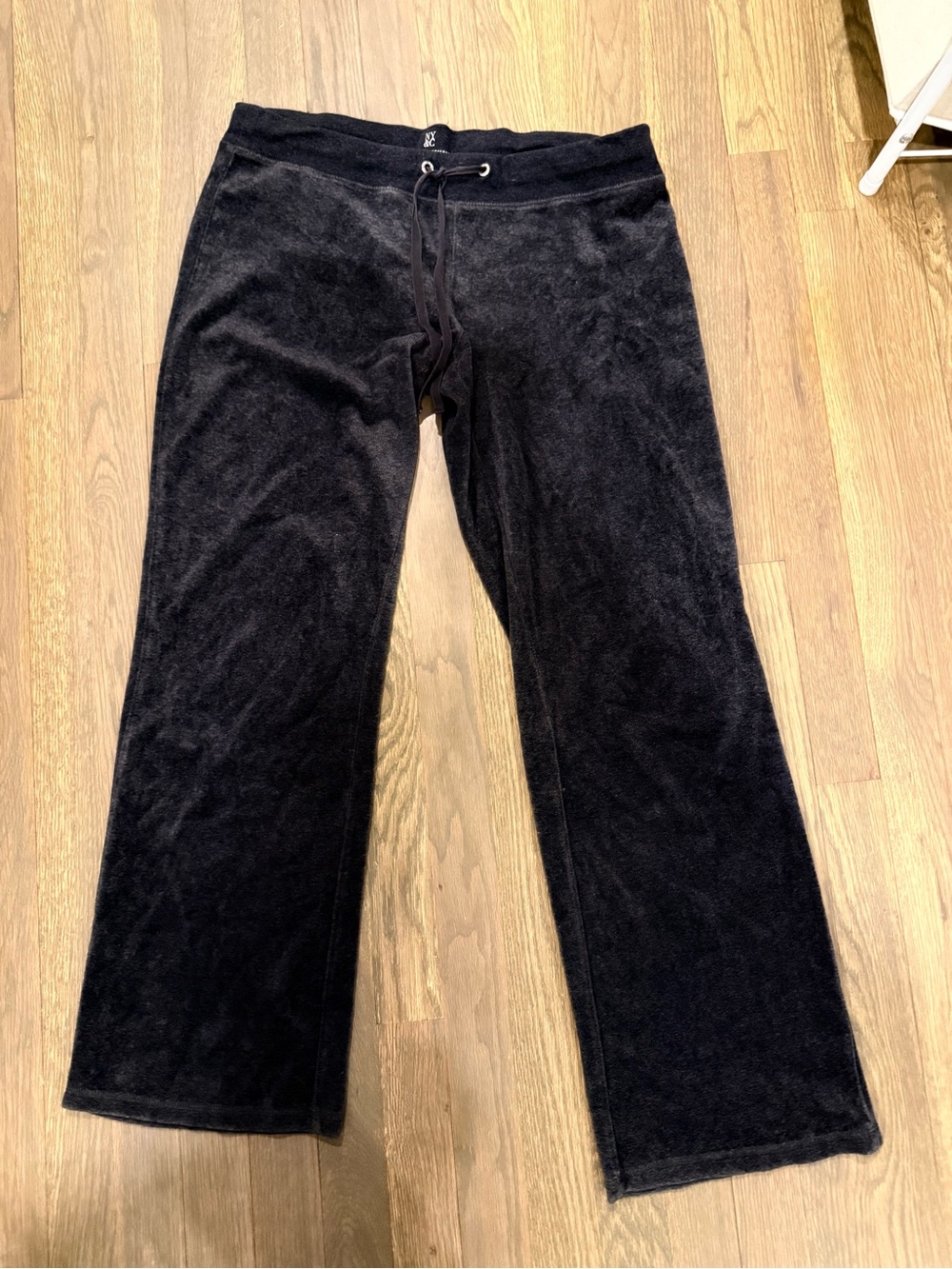 New York & Company Grey Velour Jogger Pants size Small